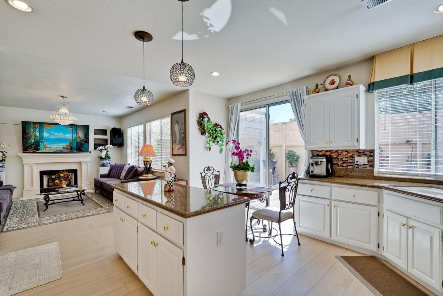 Detail Gallery Image 17 of 64 For 2128 Commodore Dr, San Jose,  CA 95133 - 5 Beds | 3 Baths