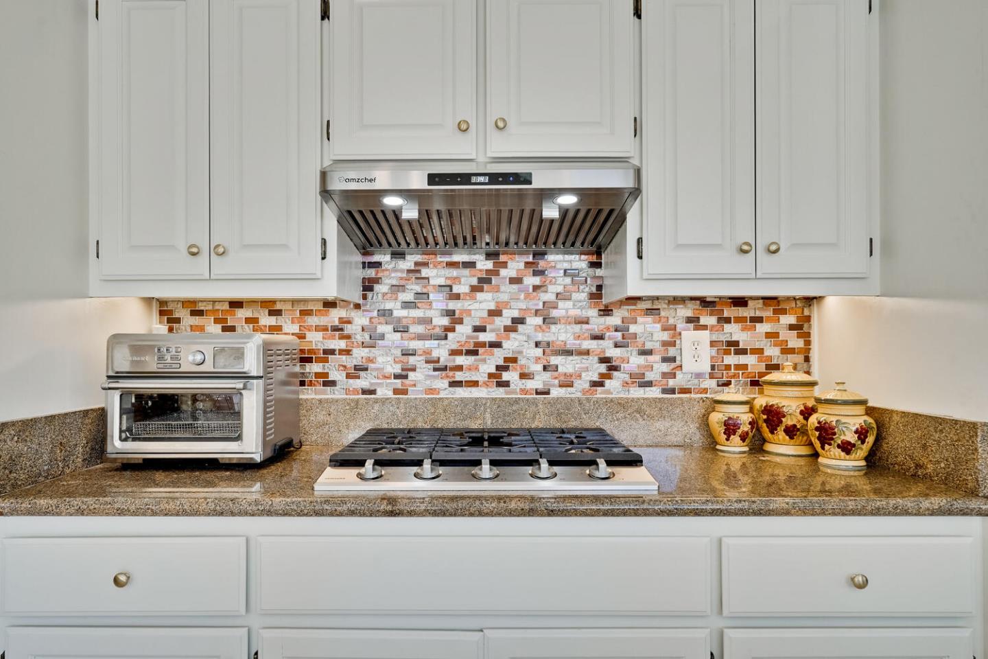Detail Gallery Image 23 of 64 For 2128 Commodore Dr, San Jose,  CA 95133 - 5 Beds | 3 Baths
