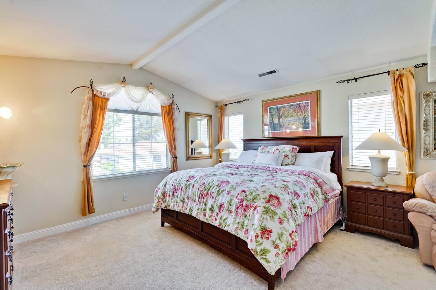 Detail Gallery Image 29 of 64 For 2128 Commodore Dr, San Jose,  CA 95133 - 5 Beds | 3 Baths