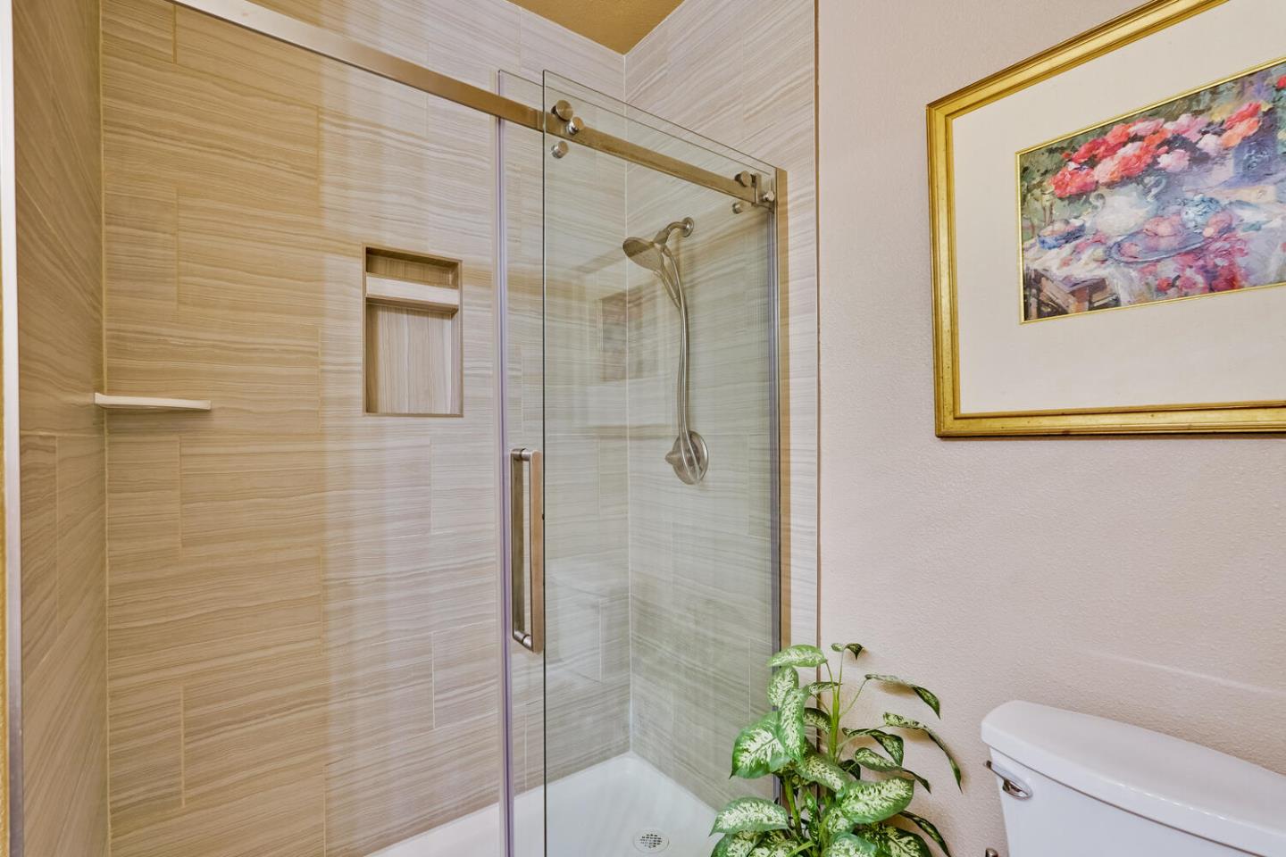 Detail Gallery Image 47 of 64 For 2128 Commodore Dr, San Jose,  CA 95133 - 5 Beds | 3 Baths