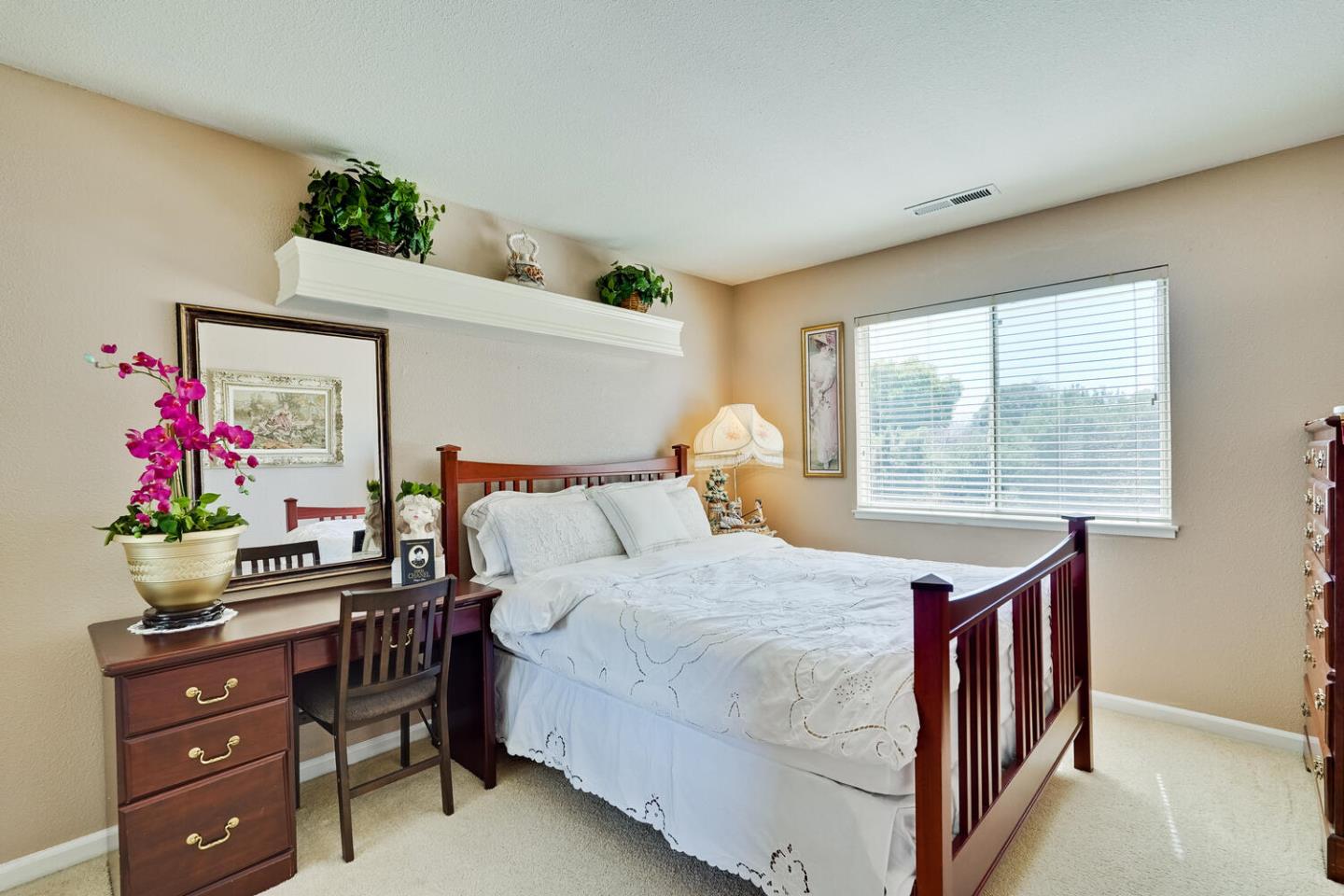 Detail Gallery Image 49 of 64 For 2128 Commodore Dr, San Jose,  CA 95133 - 5 Beds | 3 Baths