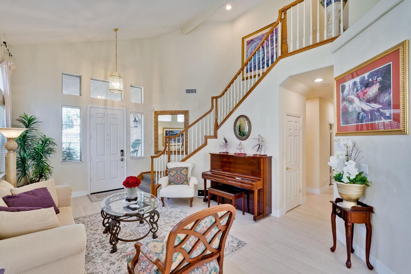 Detail Gallery Image 9 of 64 For 2128 Commodore Dr, San Jose,  CA 95133 - 5 Beds | 3 Baths