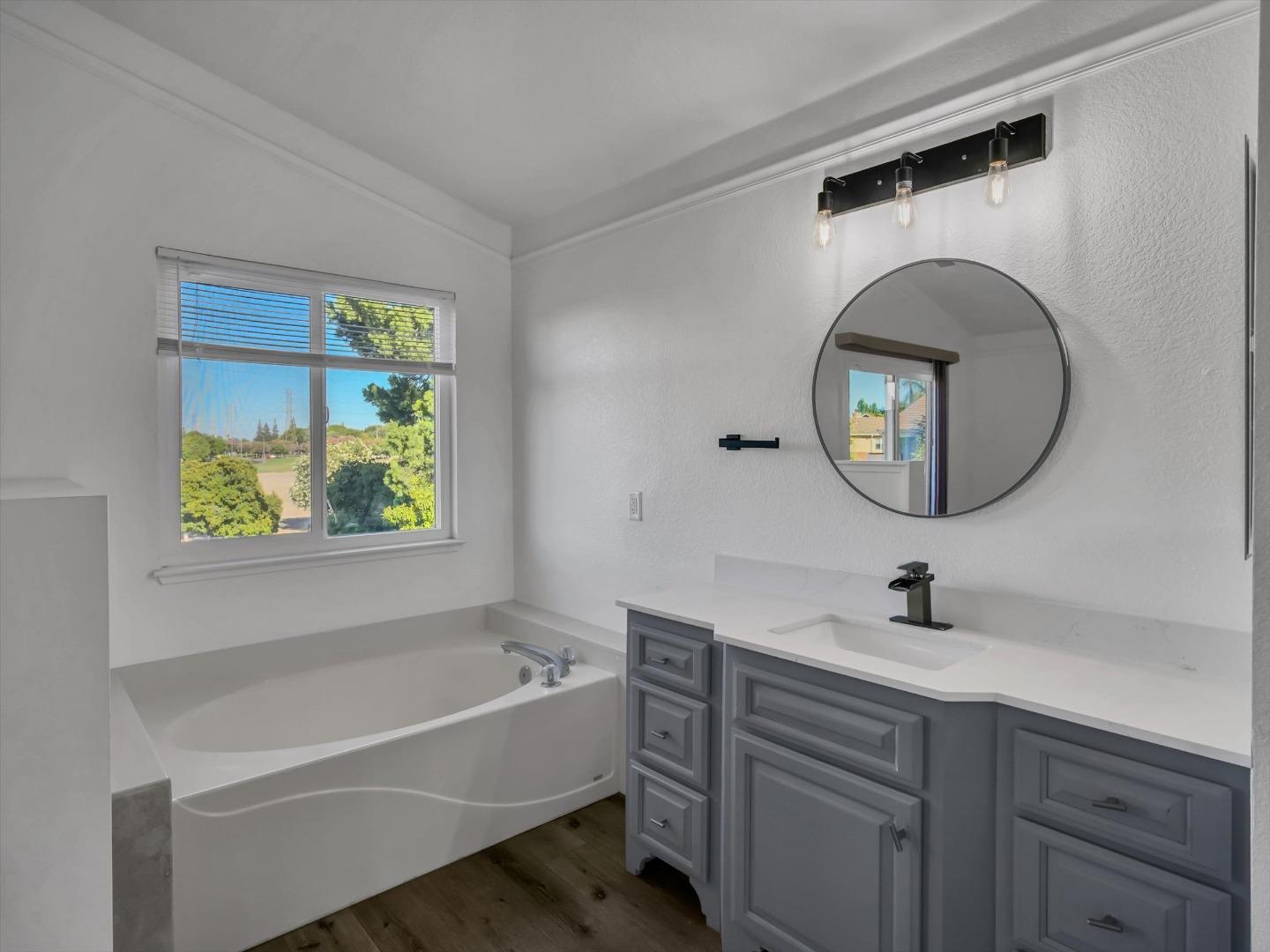 Detail Gallery Image 45 of 59 For 3706 Leilani Ln, Stockton,  CA 95206 - 4 Beds | 3 Baths