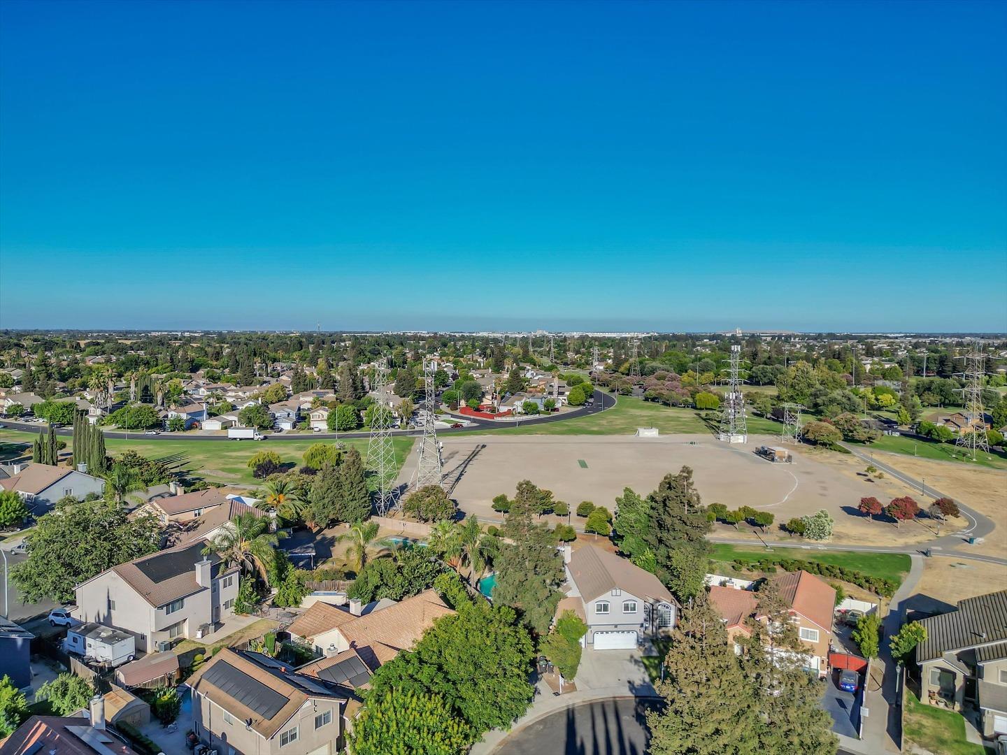 Detail Gallery Image 58 of 59 For 3706 Leilani Ln, Stockton,  CA 95206 - 4 Beds | 3 Baths