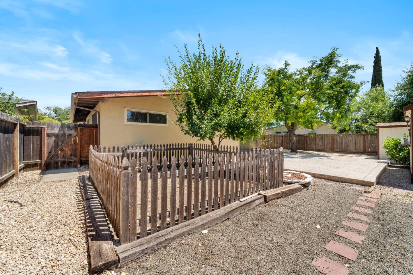 Detail Gallery Image 22 of 35 For 1115 N P St, Livermore,  CA 94551 - 3 Beds | 2 Baths