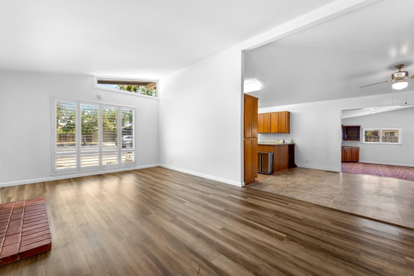 Detail Gallery Image 3 of 35 For 1115 N P St, Livermore,  CA 94551 - 3 Beds | 2 Baths