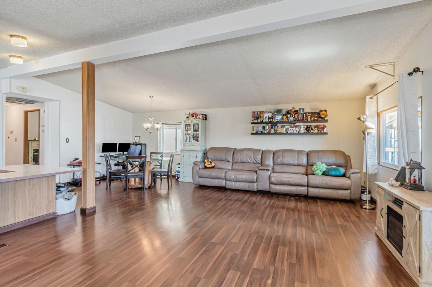 Detail Gallery Image 8 of 41 For 5770 Winfield Blvd #17,  San Jose,  CA 95123 - 2 Beds | 2 Baths