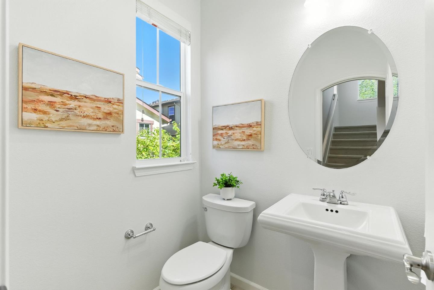 Detail Gallery Image 14 of 39 For 211 Peppermint Tree Ter #1,  Sunnyvale,  CA 94086 - 3 Beds | 3/1 Baths