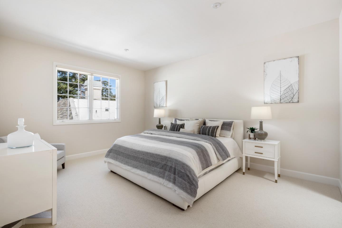 Detail Gallery Image 23 of 32 For 1 W Edith Ave #B208,  Los Altos,  CA 94022 - 3 Beds | 2 Baths