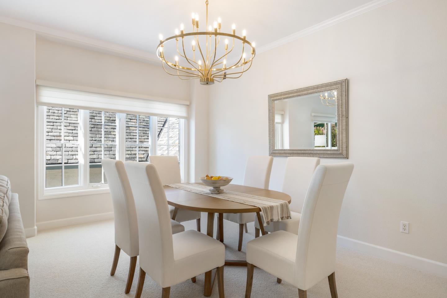 Detail Gallery Image 8 of 32 For 1 W Edith Ave #B208,  Los Altos,  CA 94022 - 3 Beds | 2 Baths