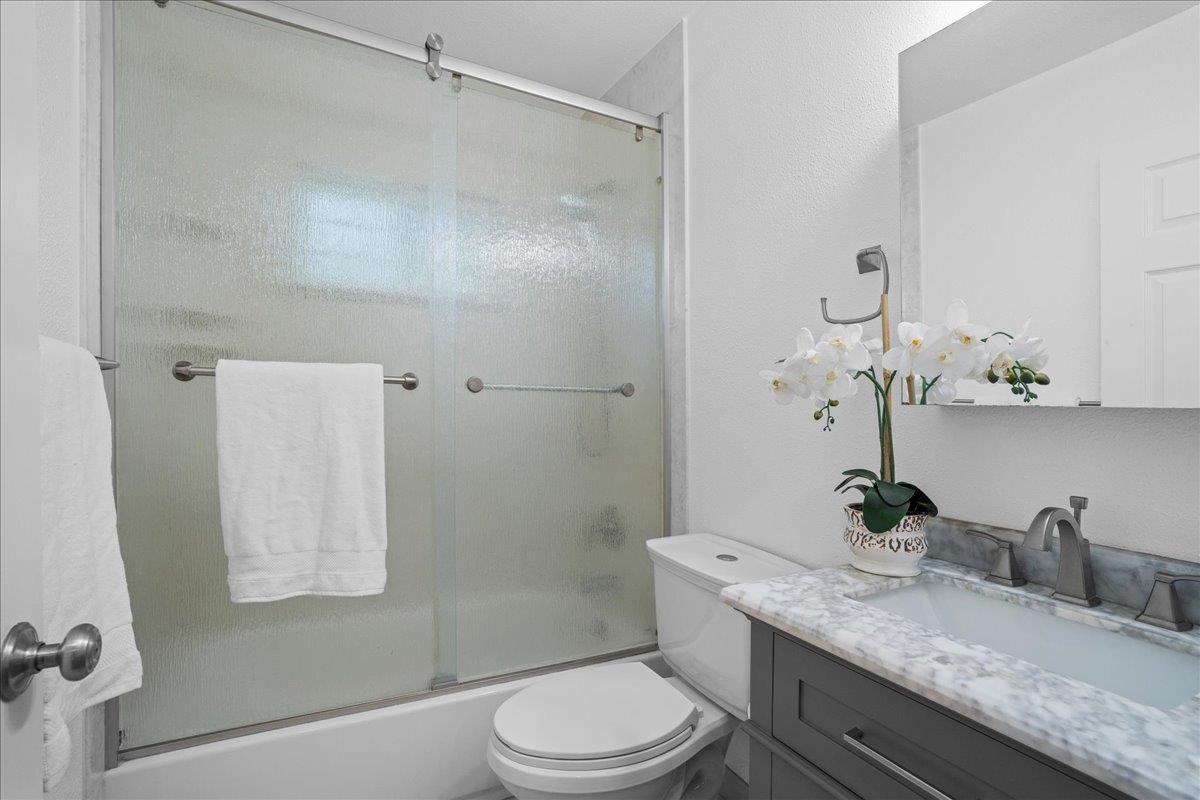 Detail Gallery Image 13 of 16 For 1343 Scossa Ave #4,  San Jose,  CA 95118 - 2 Beds | 1 Baths
