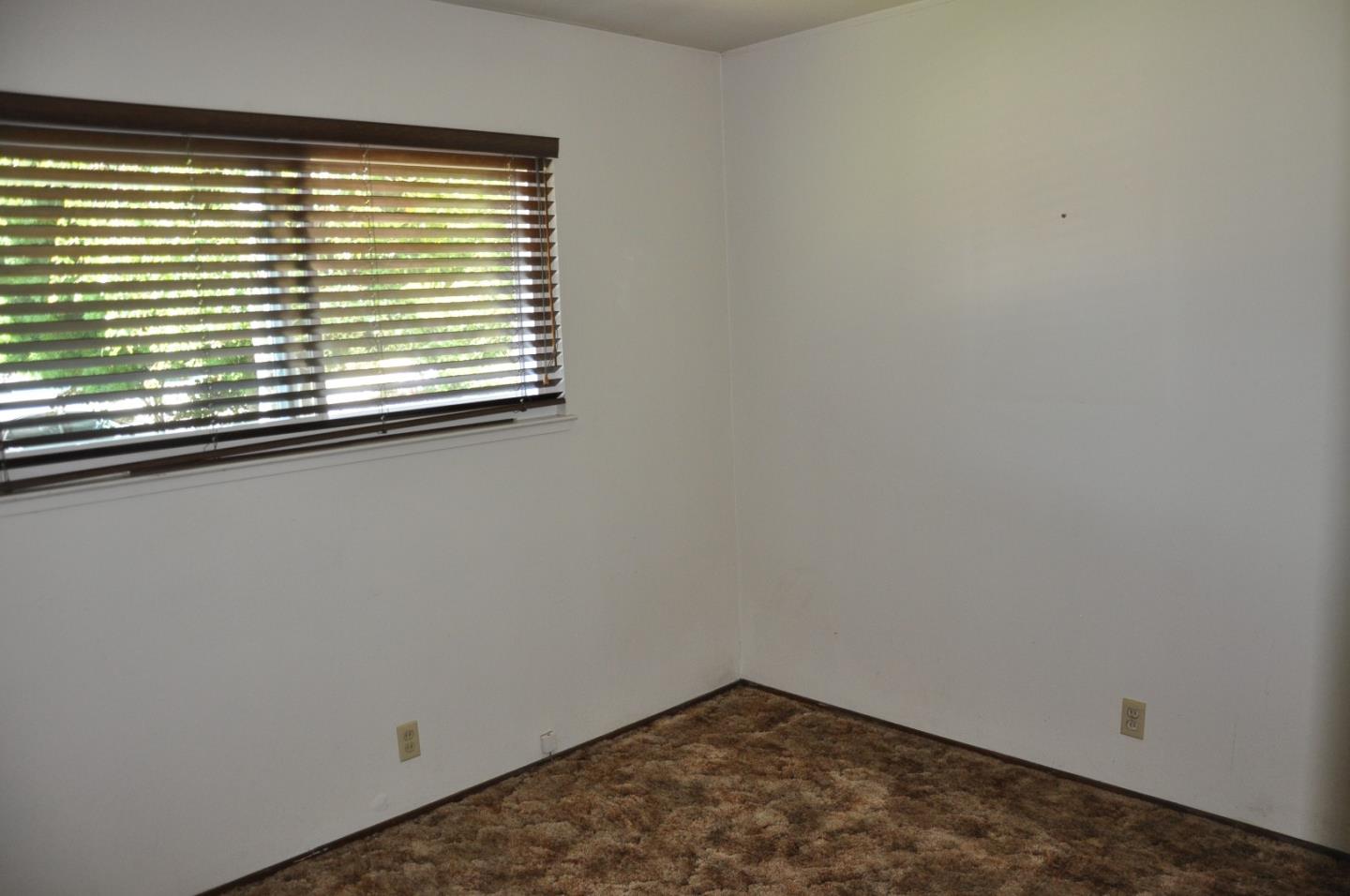 Detail Gallery Image 7 of 15 For 774 San Lucas Ave, Mountain View,  CA 94043 - 4 Beds | 2 Baths