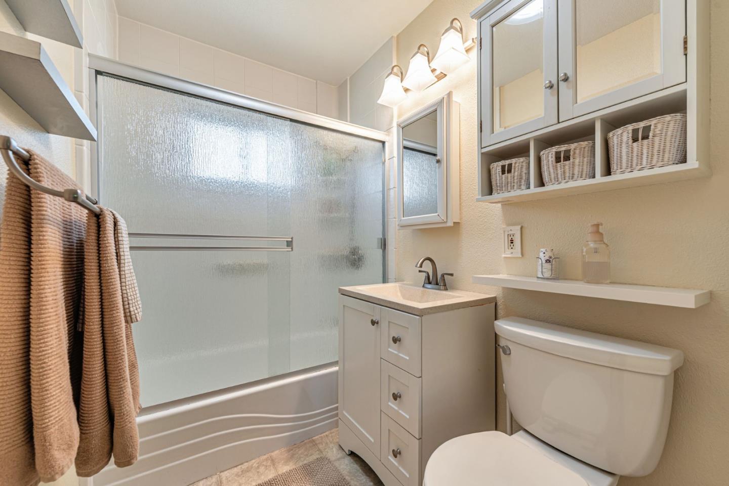 Detail Gallery Image 14 of 18 For 14214 Lucian Ave, San Jose,  CA 95127 - 3 Beds | 1 Baths