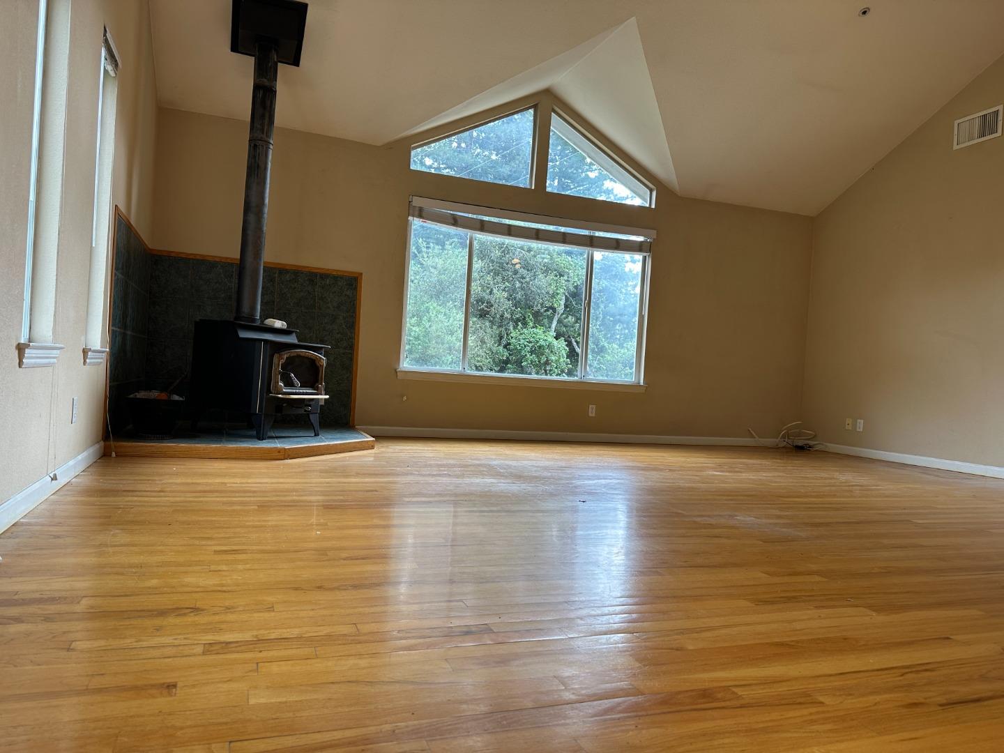 Detail Gallery Image 14 of 22 For 25060 Soquel San Jose Rd, Los Gatos,  CA 95033 - 3 Beds | 2/1 Baths