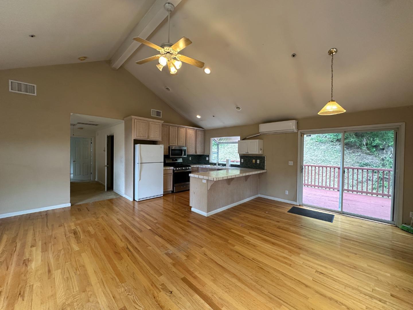 Detail Gallery Image 15 of 22 For 25060 Soquel San Jose Rd, Los Gatos,  CA 95033 - 3 Beds | 2/1 Baths
