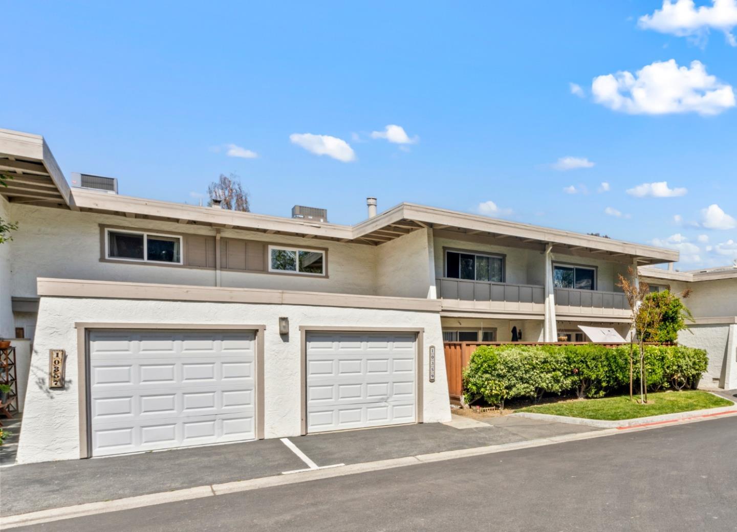 Detail Gallery Image 1 of 32 For 10359 Mary Ave, Cupertino,  CA 95014 - 2 Beds | 1/1 Baths