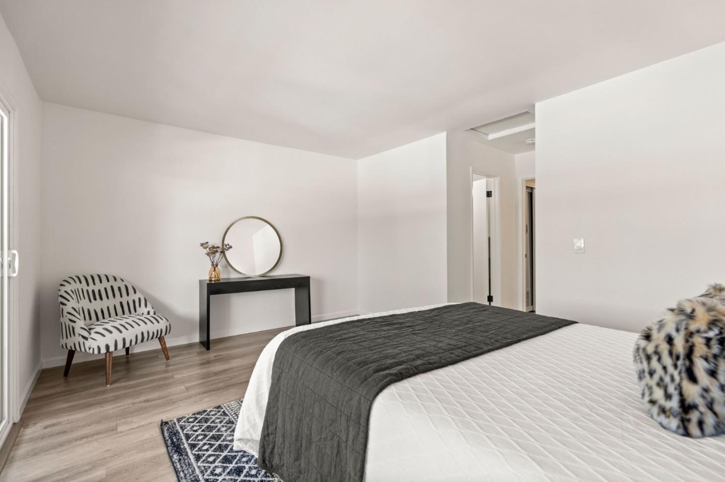 Detail Gallery Image 17 of 32 For 10359 Mary Ave, Cupertino,  CA 95014 - 2 Beds | 1/1 Baths
