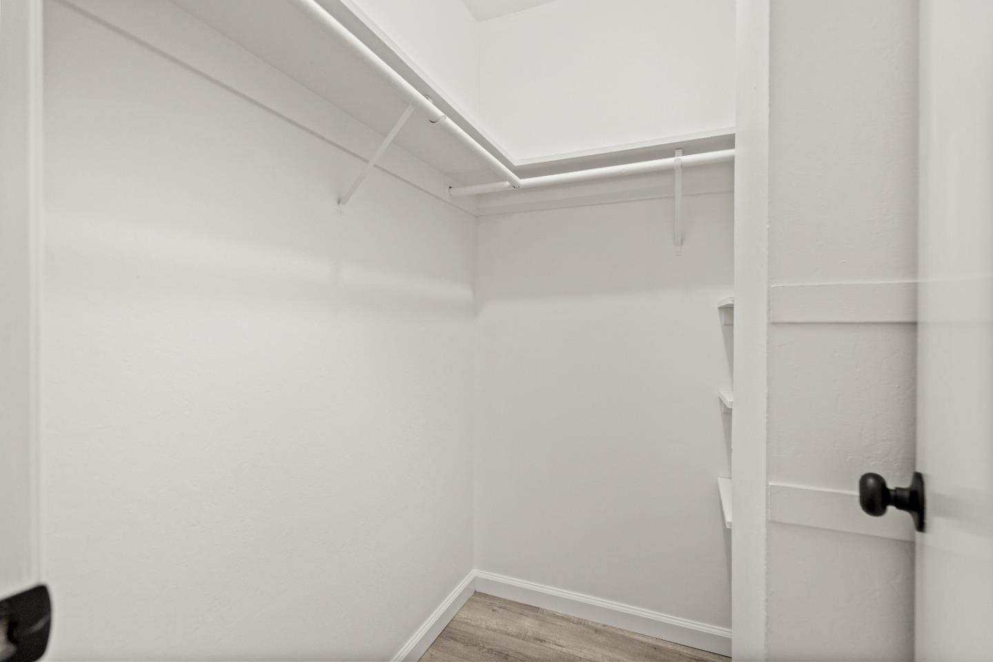 Detail Gallery Image 19 of 32 For 10359 Mary Ave, Cupertino,  CA 95014 - 2 Beds | 1/1 Baths