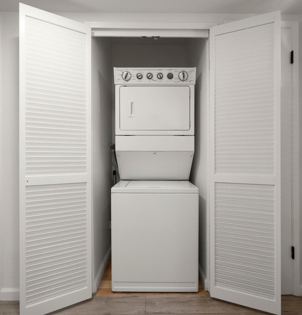 Detail Gallery Image 24 of 32 For 10359 Mary Ave, Cupertino,  CA 95014 - 2 Beds | 1/1 Baths