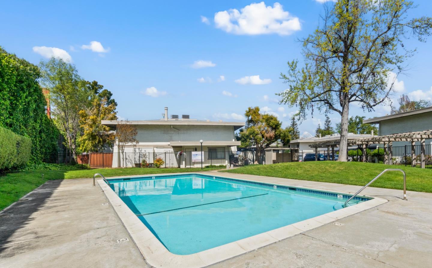 Detail Gallery Image 30 of 32 For 10359 Mary Ave, Cupertino,  CA 95014 - 2 Beds | 1/1 Baths