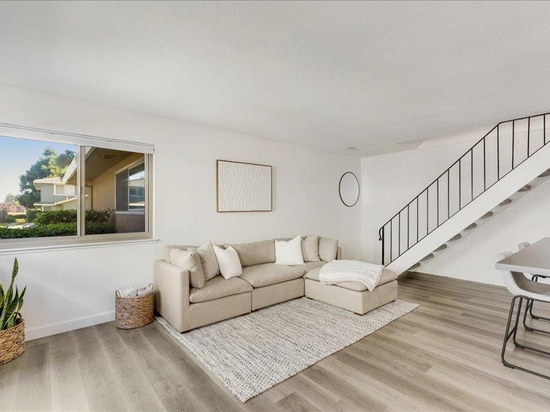 Detail Gallery Image 5 of 25 For 4475 Diamond St #3,  Capitola,  CA 95010 - 2 Beds | 1 Baths