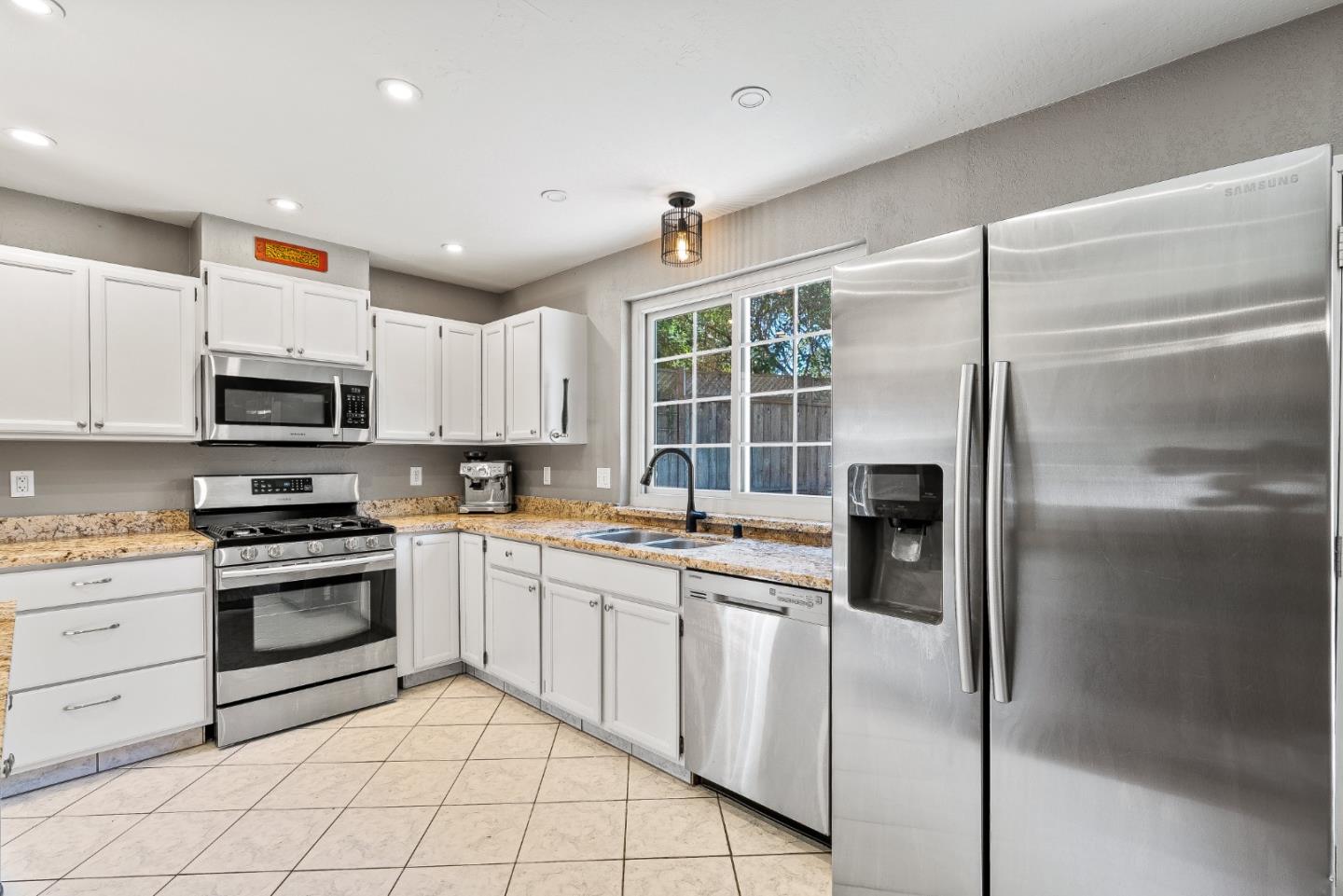 Detail Gallery Image 14 of 54 For 3607 Paper Mill Rd, Soquel,  CA 95073 - 4 Beds | 3 Baths