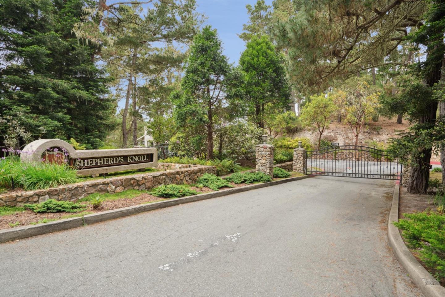 Detail Gallery Image 34 of 35 For 54 Shepherds Knoll, Pebble Beach,  CA 93953 - 2 Beds | 2 Baths
