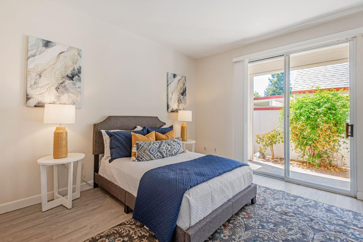 Detail Gallery Image 19 of 40 For 1403 Chelsea Way, Redwood City,  CA 94061 - 2 Beds | 2 Baths
