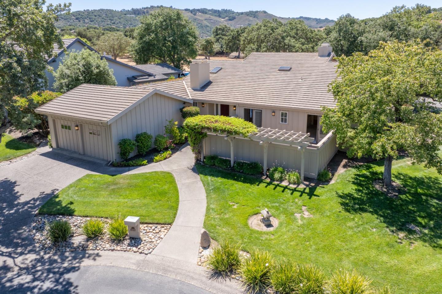 Detail Gallery Image 17 of 21 For 25387 Markham Ln, Salinas,  CA 93908 - 3 Beds | 2/1 Baths
