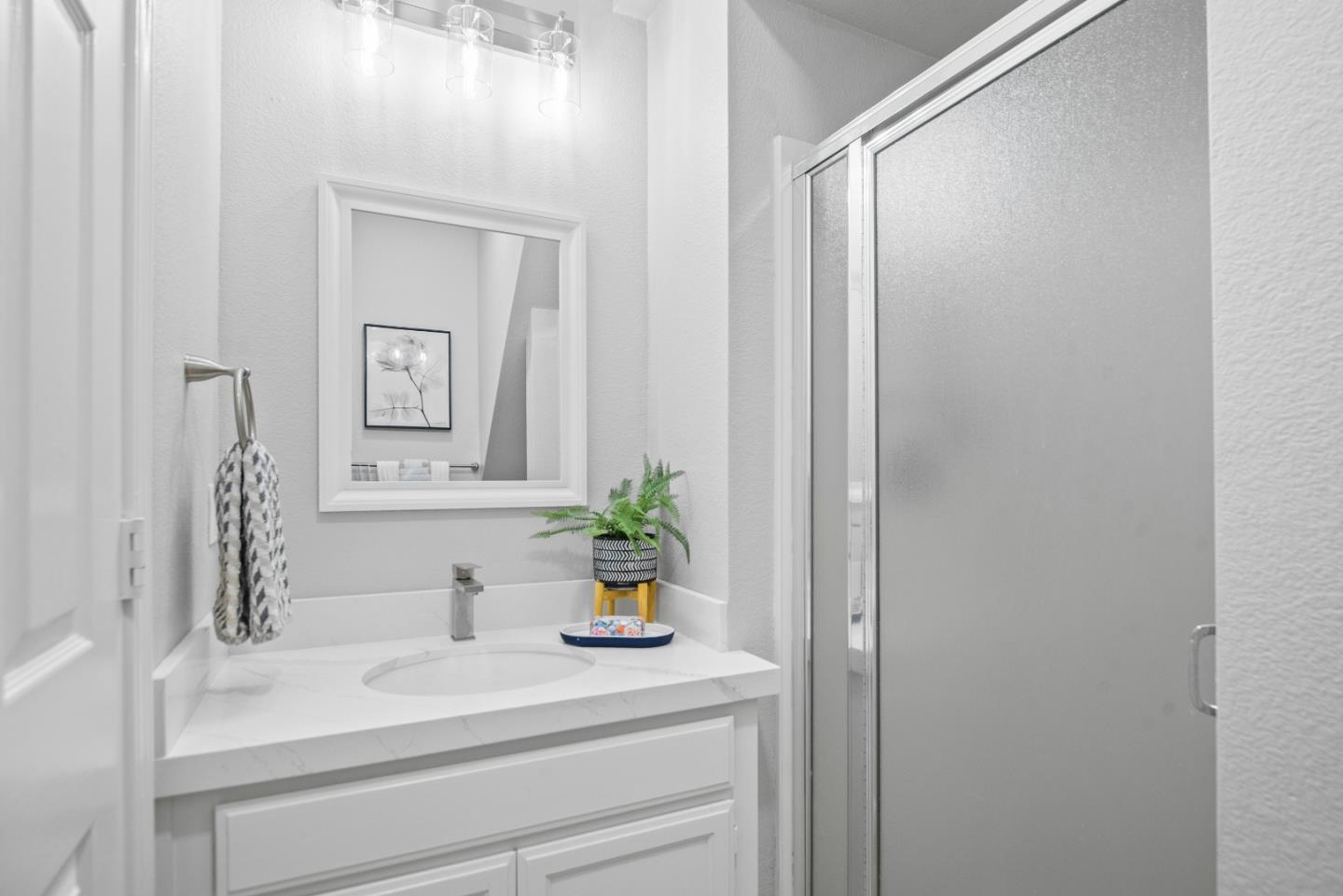 Detail Gallery Image 23 of 28 For 979 Pinto Palm Ter #13,  Sunnyvale,  CA 94087 - 2 Beds | 2 Baths