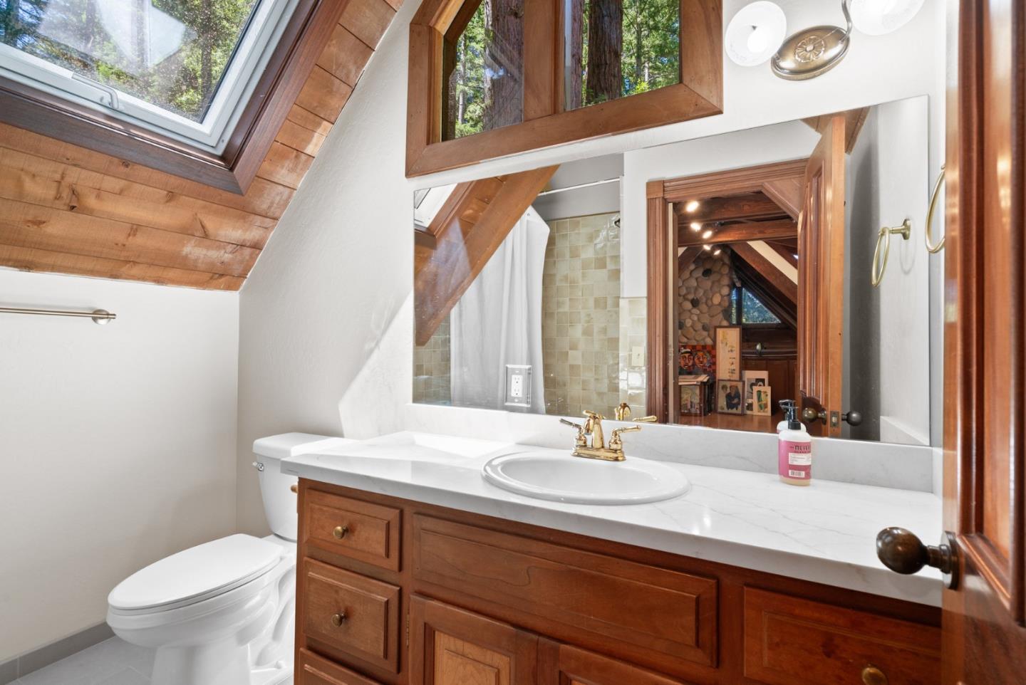 Detail Gallery Image 17 of 94 For 4611 Bonny Doon Rd, Santa Cruz,  CA 95060 - 2 Beds | 2/1 Baths