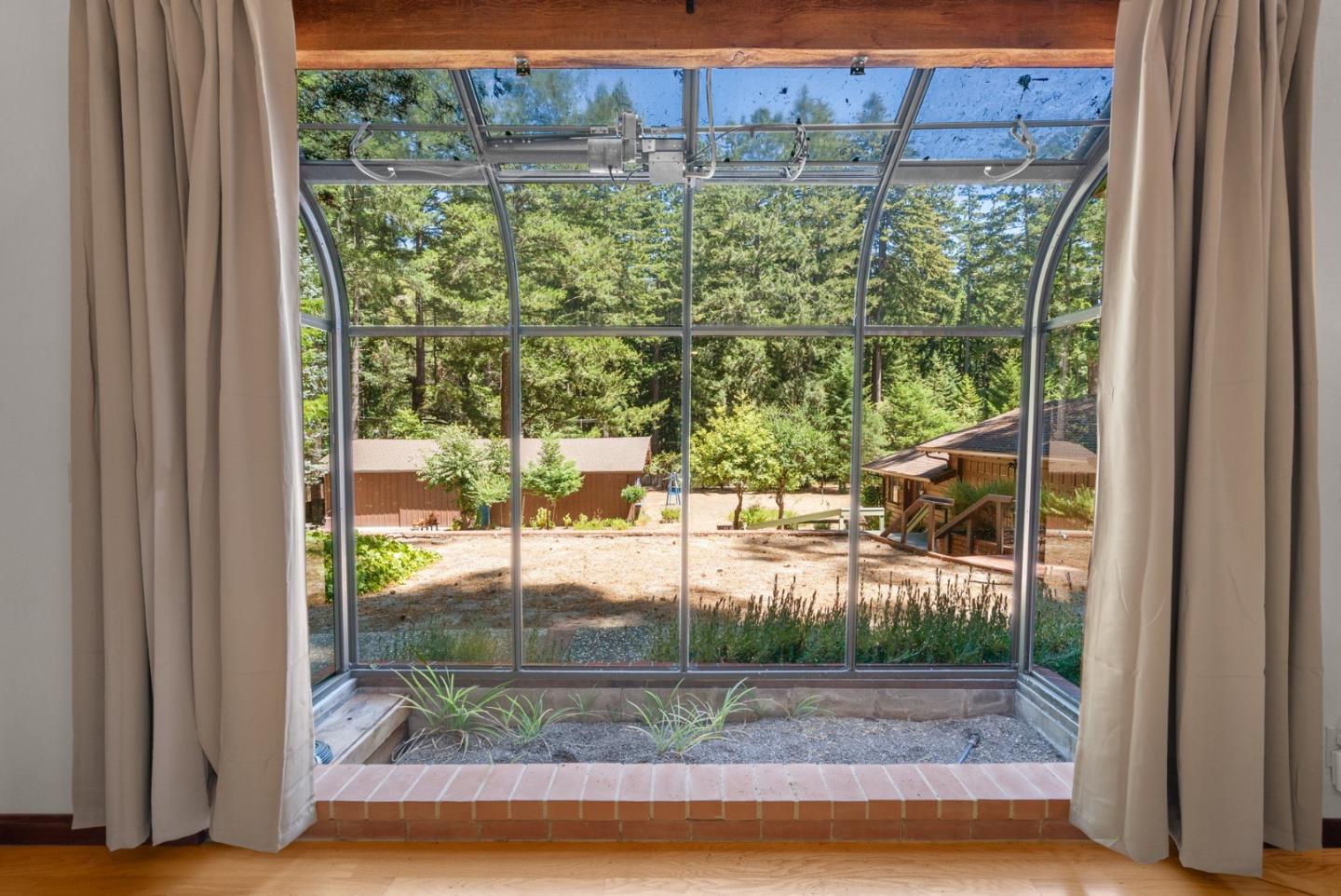Detail Gallery Image 19 of 94 For 4611 Bonny Doon Rd, Santa Cruz,  CA 95060 - 2 Beds | 2/1 Baths
