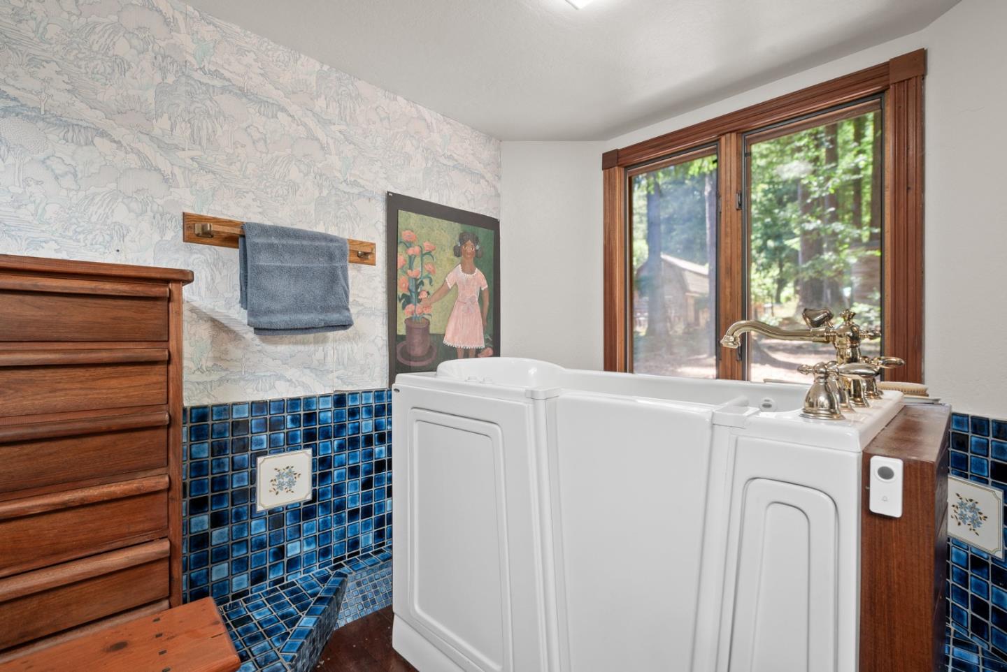 Detail Gallery Image 23 of 94 For 4611 Bonny Doon Rd, Santa Cruz,  CA 95060 - 2 Beds | 2/1 Baths