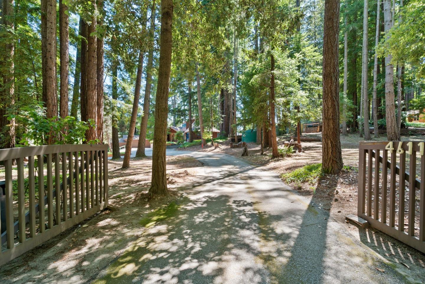 Detail Gallery Image 39 of 94 For 4611 Bonny Doon Rd, Santa Cruz,  CA 95060 - 2 Beds | 2/1 Baths