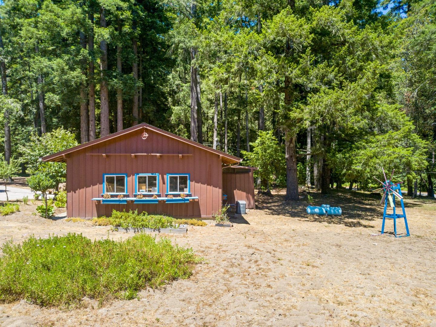 Detail Gallery Image 42 of 94 For 4611 Bonny Doon Rd, Santa Cruz,  CA 95060 - 2 Beds | 2/1 Baths