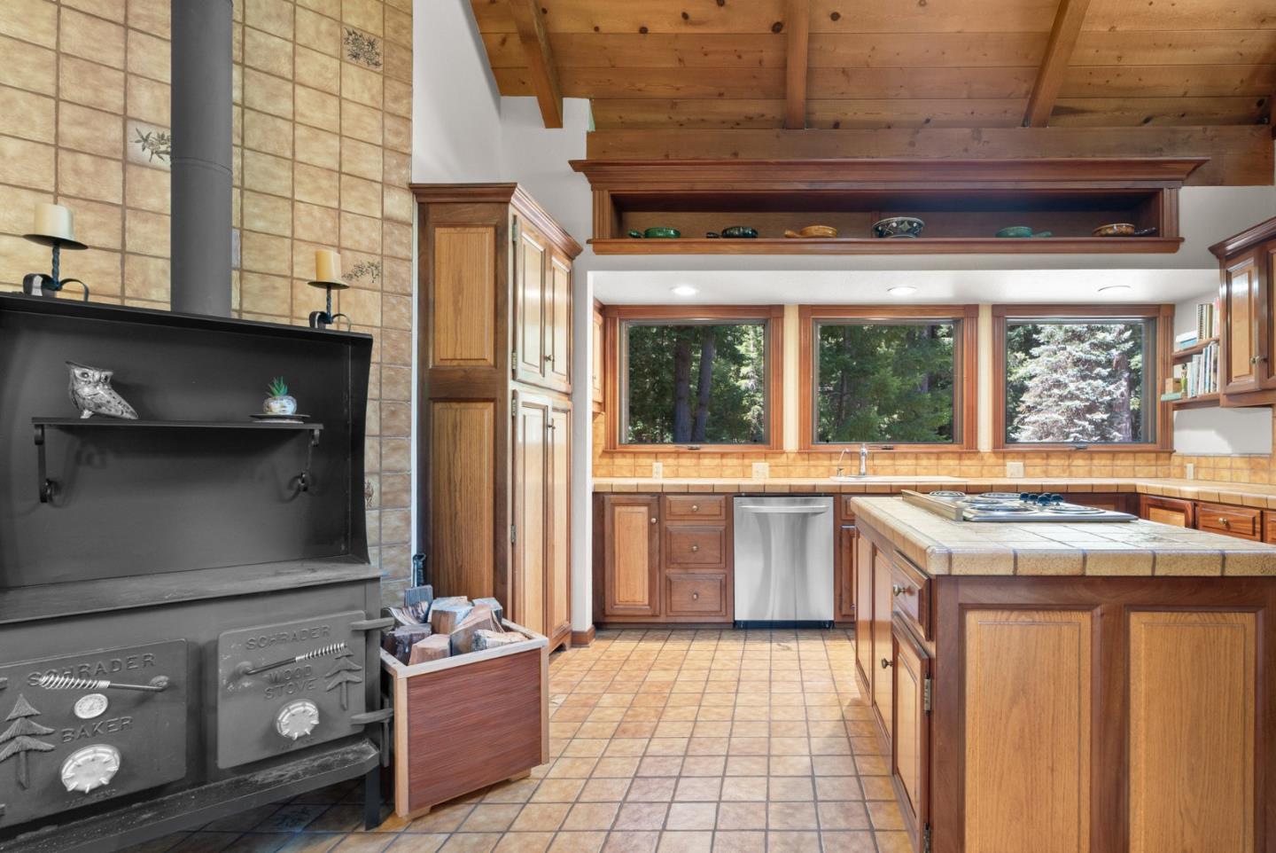 Detail Gallery Image 59 of 94 For 4611 Bonny Doon Rd, Santa Cruz,  CA 95060 - 2 Beds | 2/1 Baths