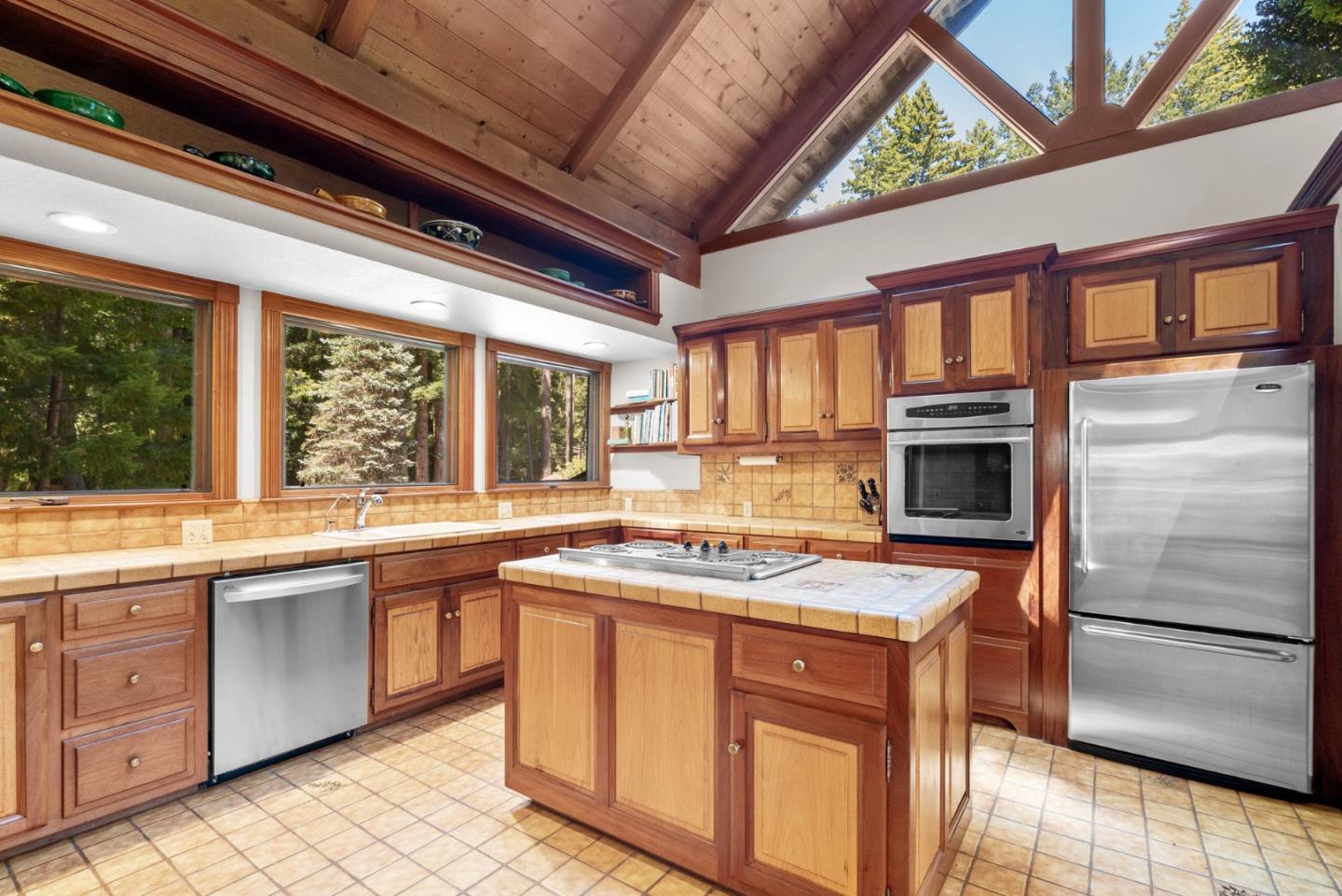 Detail Gallery Image 64 of 94 For 4611 Bonny Doon Rd, Santa Cruz,  CA 95060 - 2 Beds | 2/1 Baths
