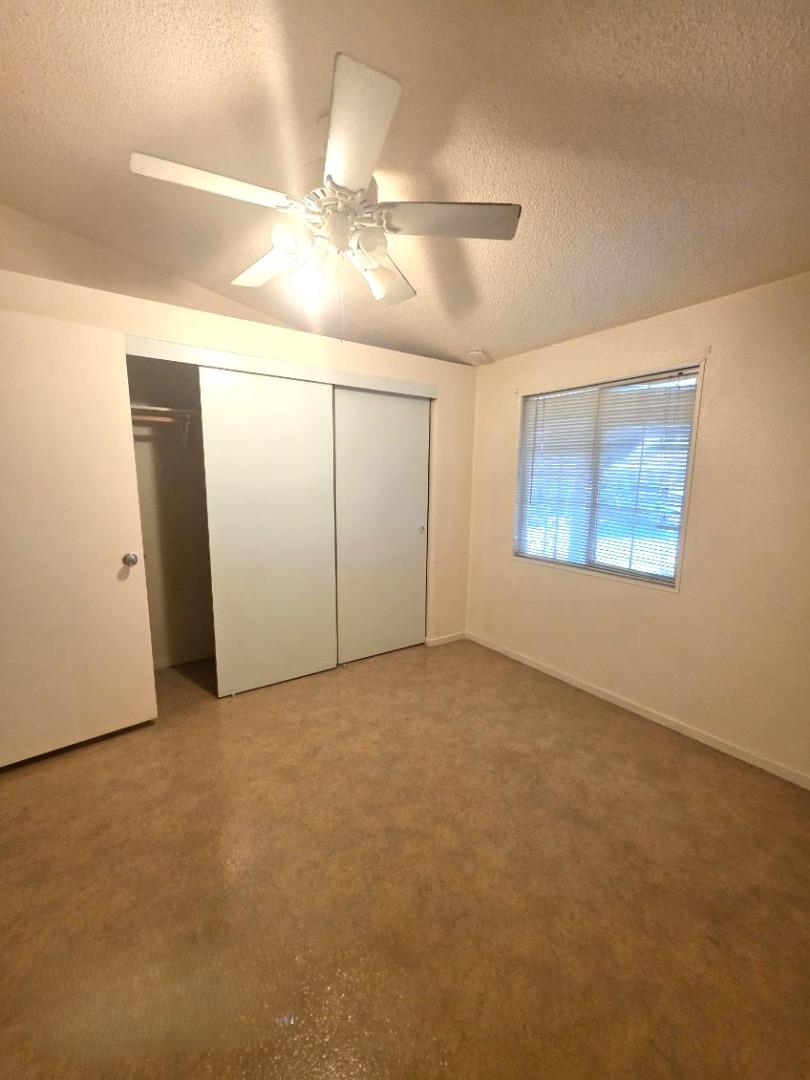 Detail Gallery Image 11 of 23 For 170 Sunset Cir #170,  Vacaville,  CA 95687 - 3 Beds | 2 Baths