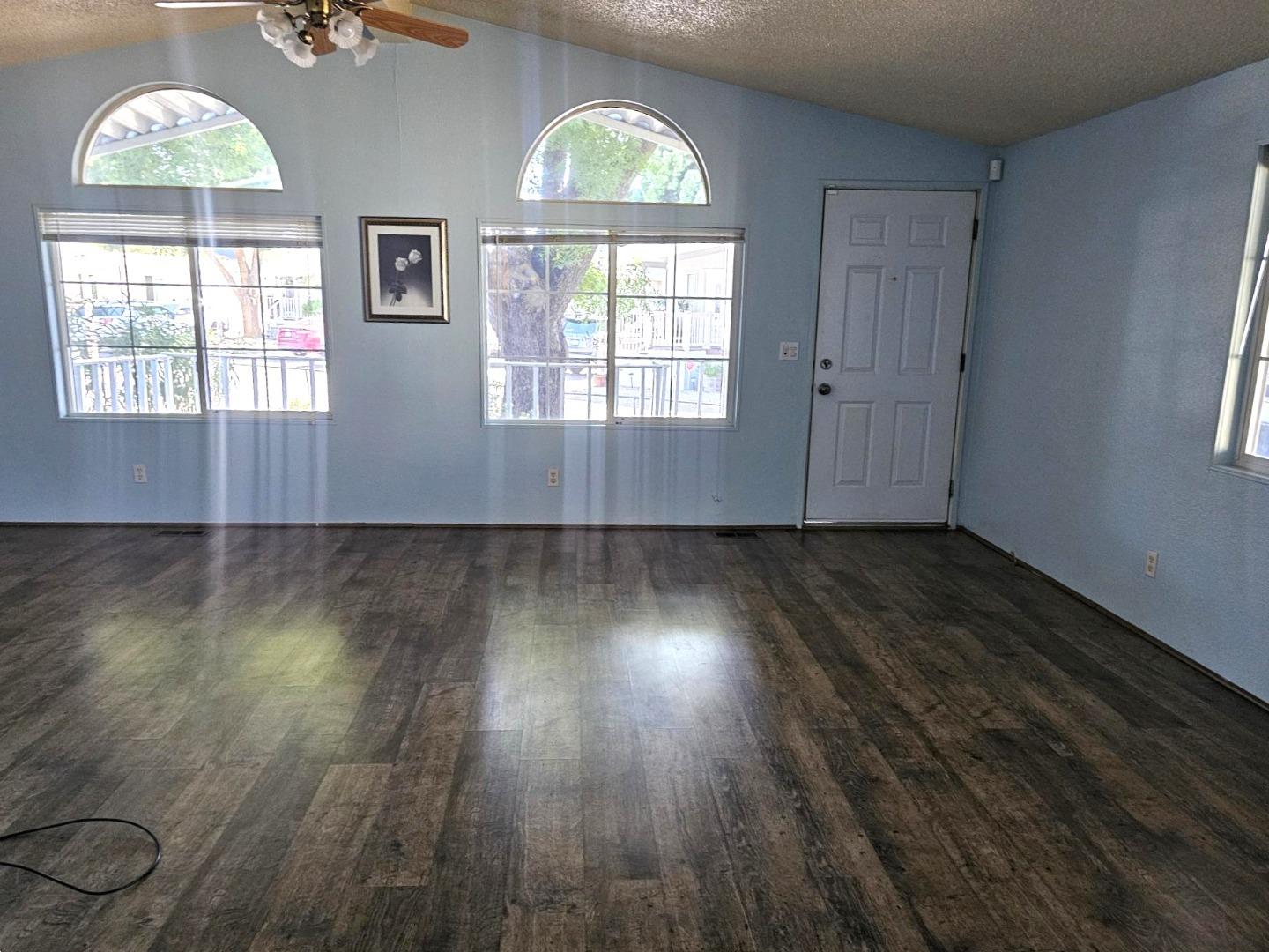 Detail Gallery Image 20 of 23 For 170 Sunset Cir #170,  Vacaville,  CA 95687 - 3 Beds | 2 Baths
