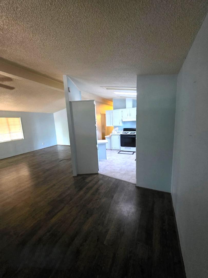 Detail Gallery Image 7 of 23 For 170 Sunset Cir #170,  Vacaville,  CA 95687 - 3 Beds | 2 Baths