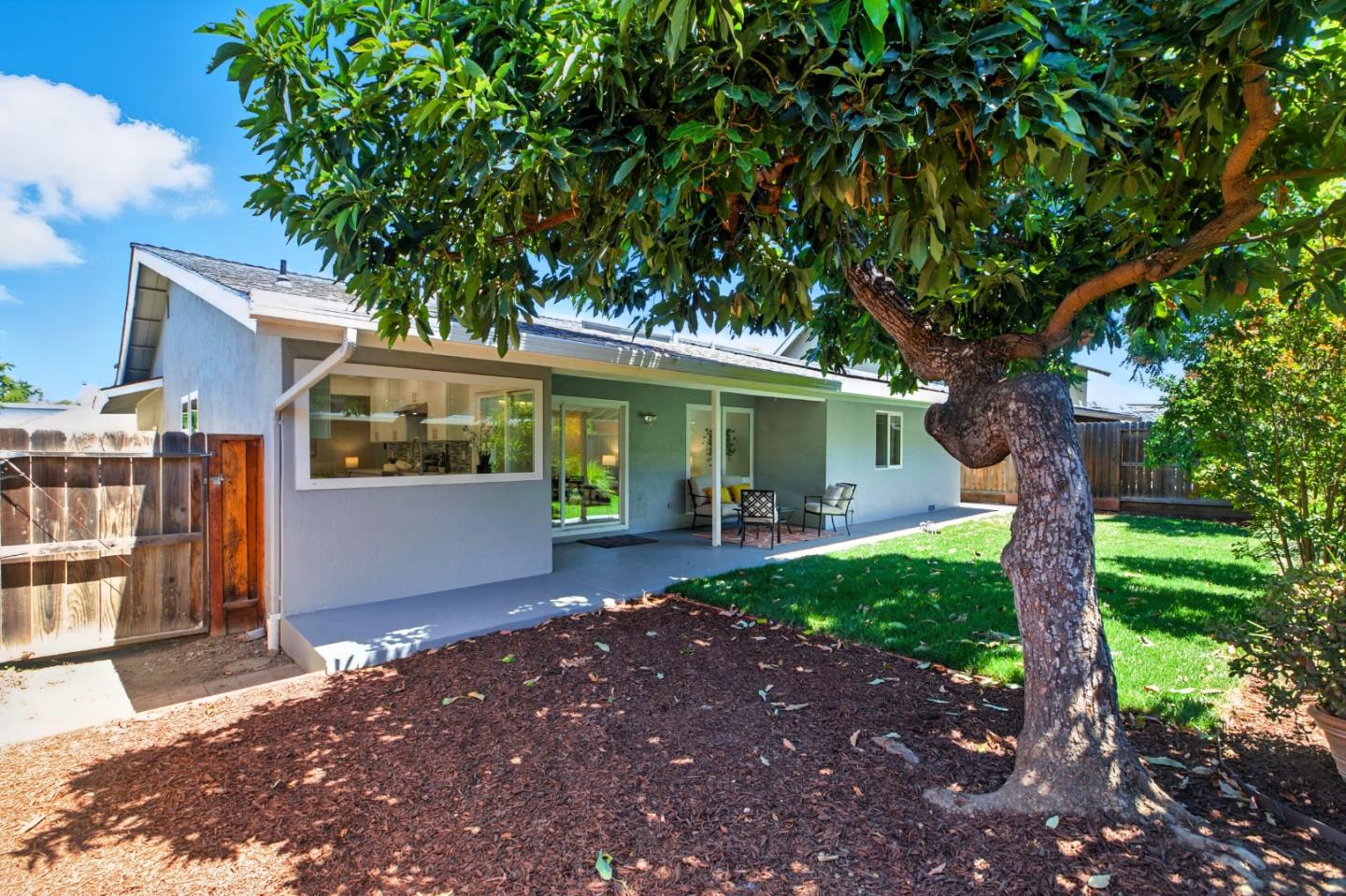 Detail Gallery Image 23 of 33 For 266 El Portal Way, San Jose,  CA 95119 - 4 Beds | 2 Baths