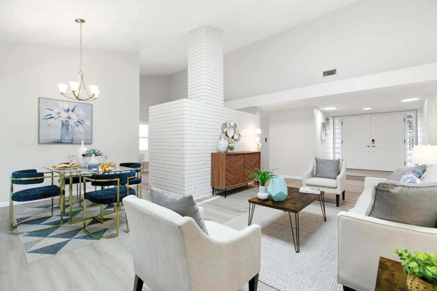 Detail Gallery Image 3 of 33 For 266 El Portal Way, San Jose,  CA 95119 - 4 Beds | 2 Baths