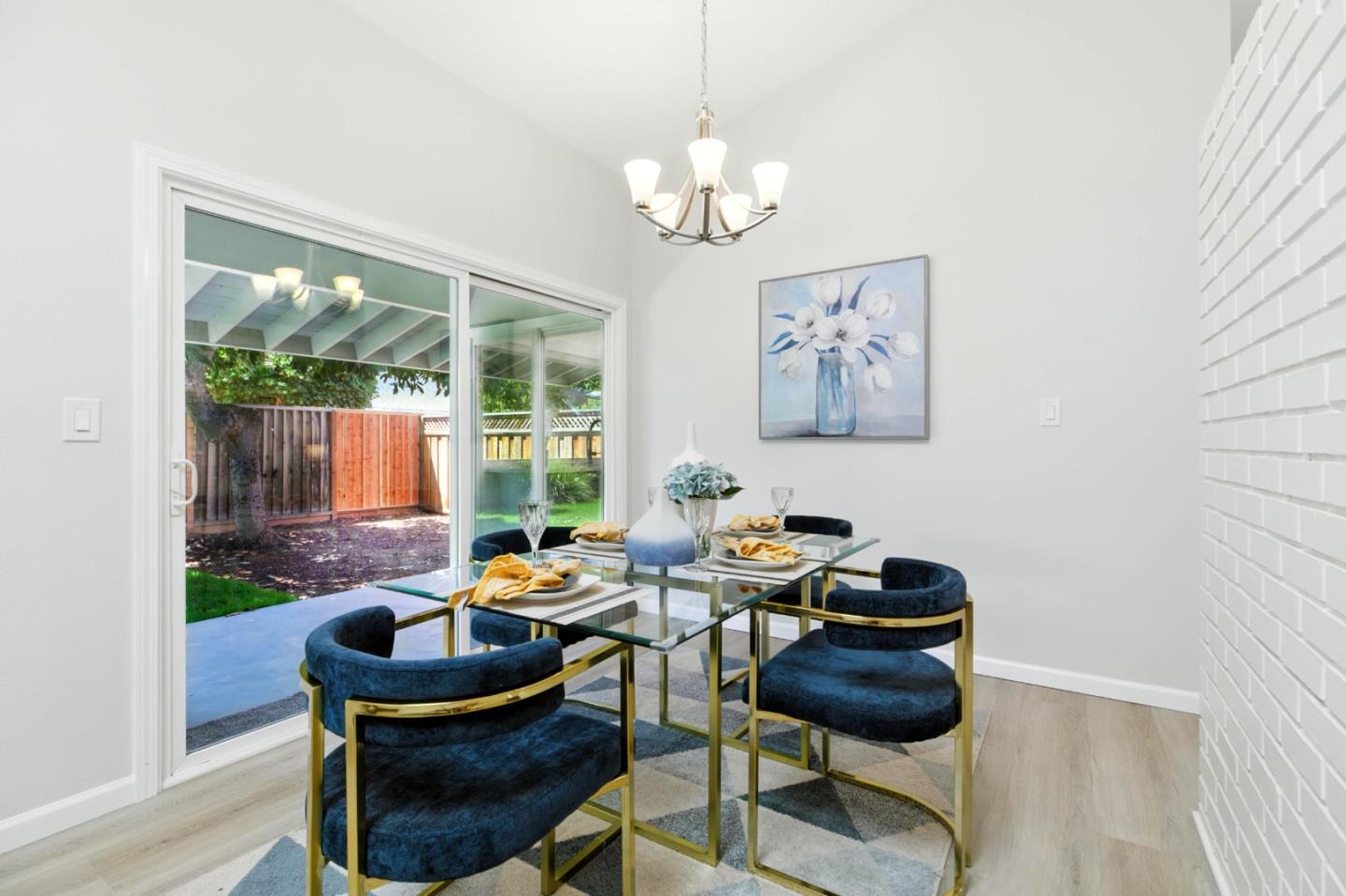 Detail Gallery Image 4 of 33 For 266 El Portal Way, San Jose,  CA 95119 - 4 Beds | 2 Baths