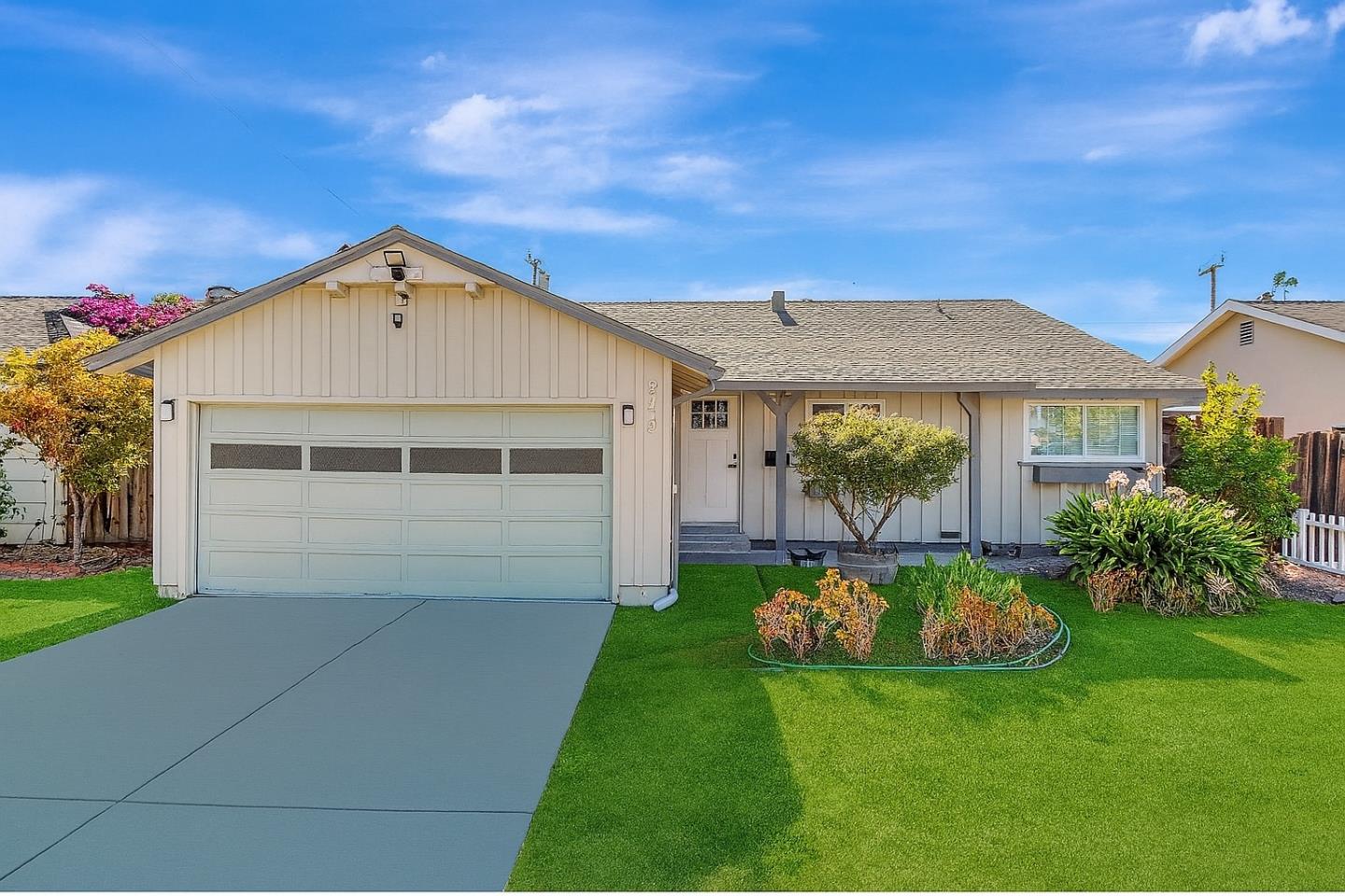 Detail Gallery Image 1 of 29 For 803 Corlista Dr, San Jose,  CA 95128 - 3 Beds | 2 Baths