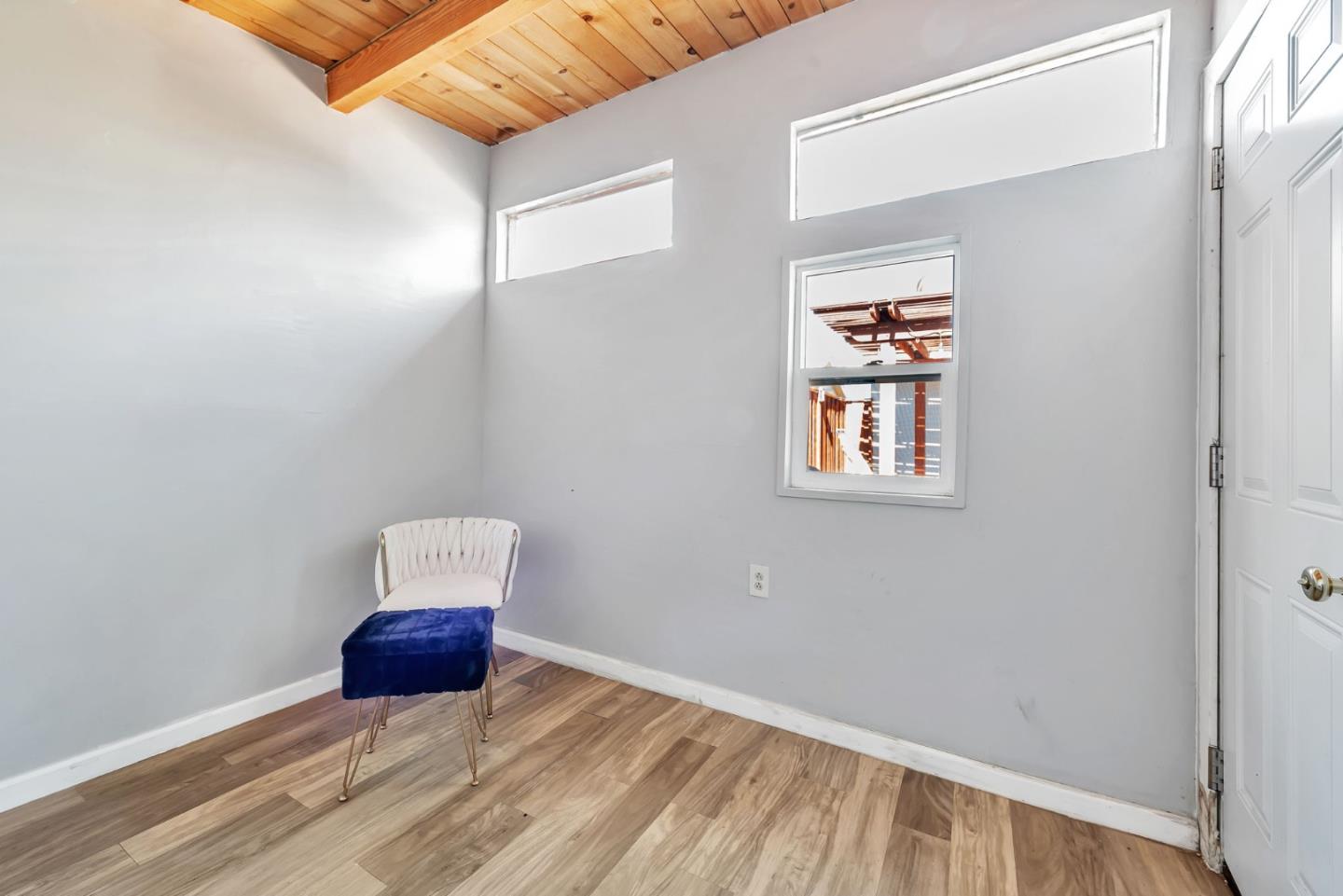 Detail Gallery Image 12 of 29 For 803 Corlista Dr, San Jose,  CA 95128 - 3 Beds | 2 Baths