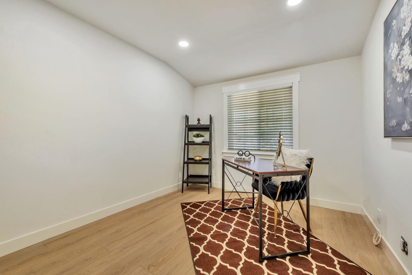 Detail Gallery Image 14 of 29 For 803 Corlista Dr, San Jose,  CA 95128 - 3 Beds | 2 Baths