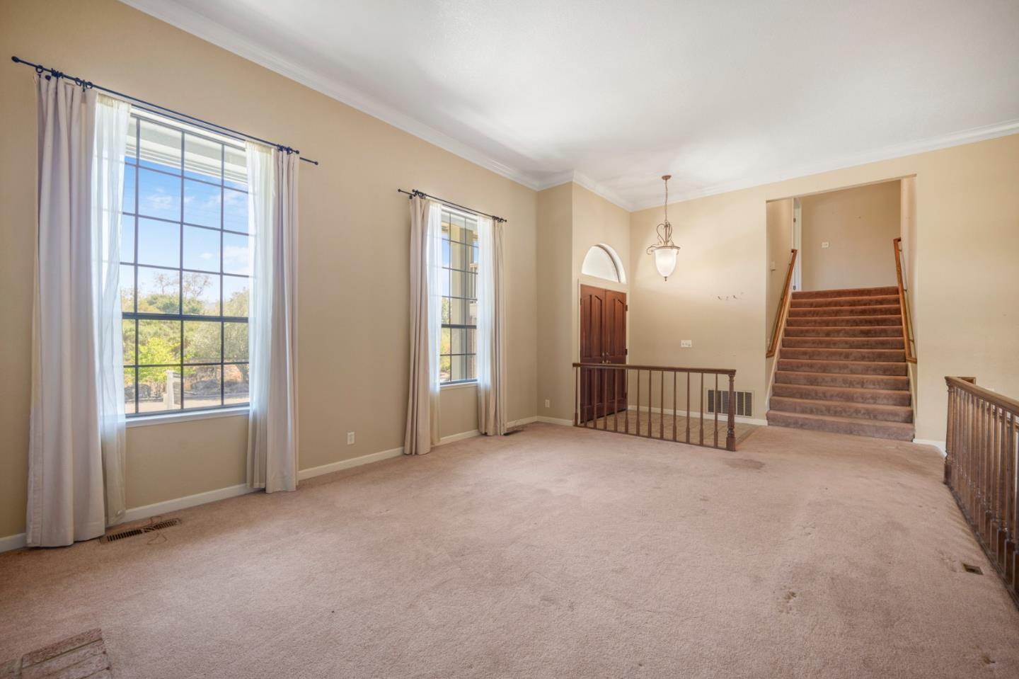 Detail Gallery Image 5 of 38 For 6044 Crossview Cir, San Jose,  CA 95120 - 4 Beds | 3 Baths