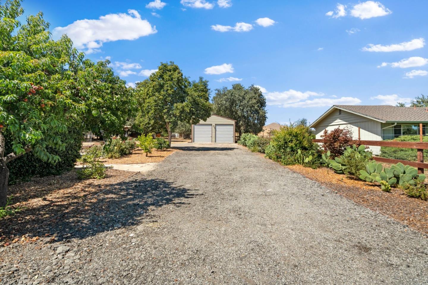 Detail Gallery Image 33 of 45 For 9430 Burchell Rd, Gilroy,  CA 95020 - 4 Beds | 3 Baths