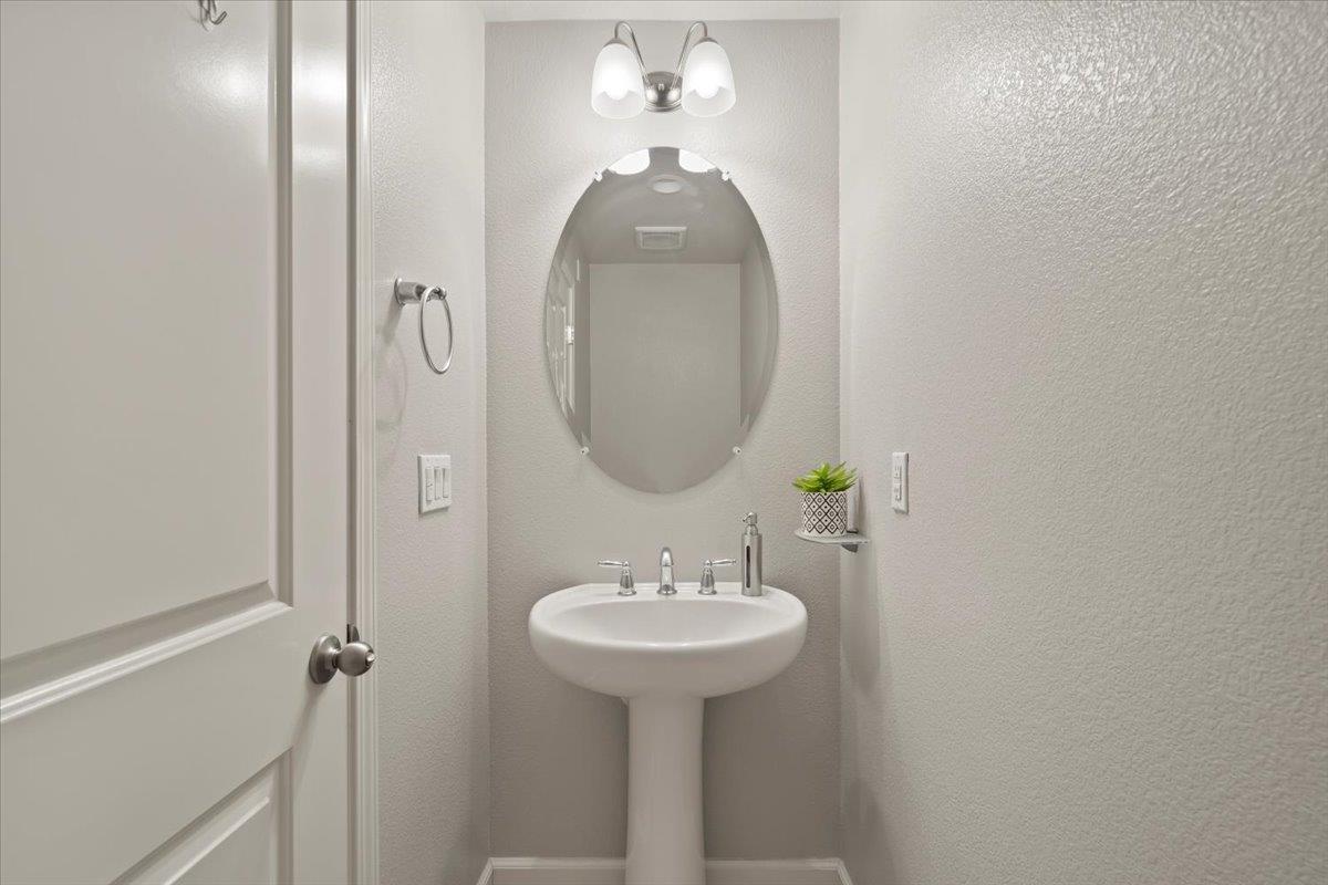 Detail Gallery Image 21 of 30 For 106 Lemmon Ter, Sunnyvale,  CA 94086 - 2 Beds | 2/1 Baths