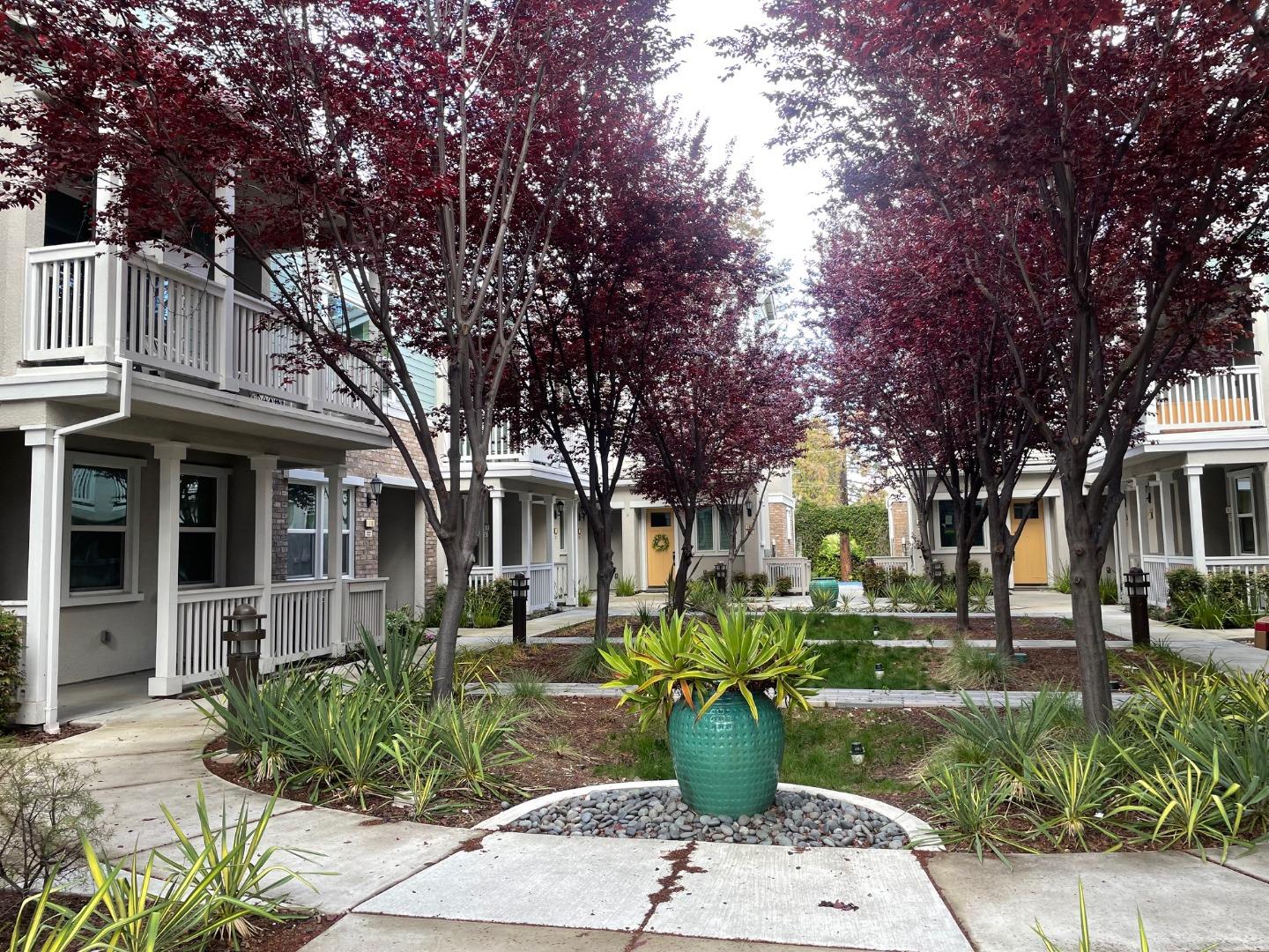 Detail Gallery Image 28 of 30 For 106 Lemmon Ter, Sunnyvale,  CA 94086 - 2 Beds | 2/1 Baths